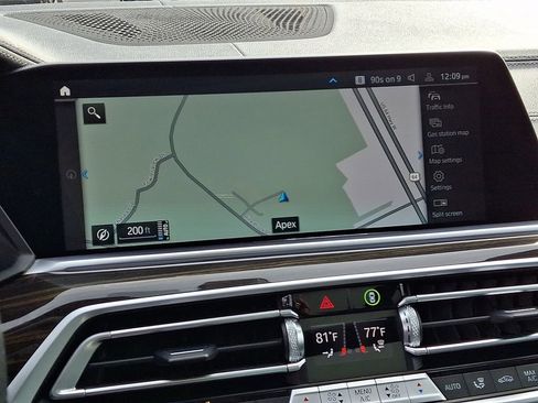 Used 2023 BMW X5 xDrive45e image 18