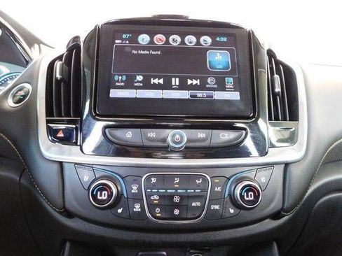 Used 2018 Chevrolet Traverse Premier w/ Driver Confidence II Package image 43