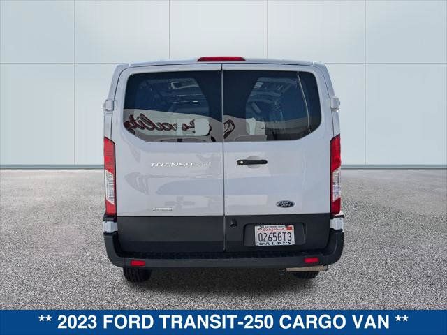 Used 2023 Ford Transit 250 Low Roof w/ Load Area Protection Package RWD image 3