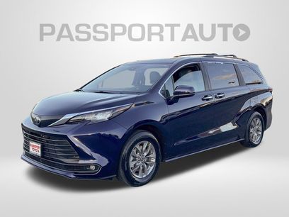 Used 2025 Toyota Sienna XLE