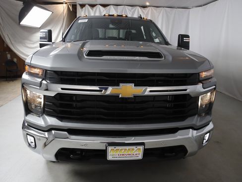 New 2026 Chevrolet Silverado 3500 LT w/ All Star Edition image 7