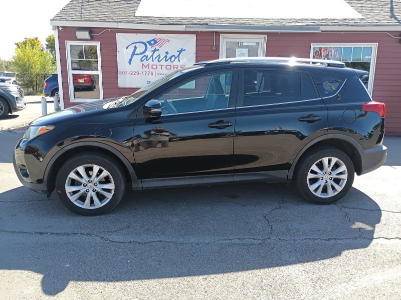 Used 2015 Toyota RAV4 Limited AWD/4WD image 2