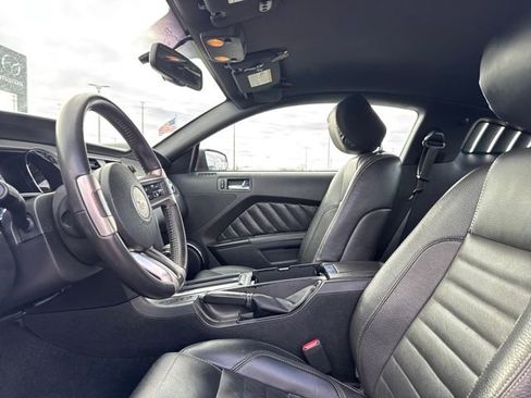 Used 2012 Ford Mustang Premium image 11