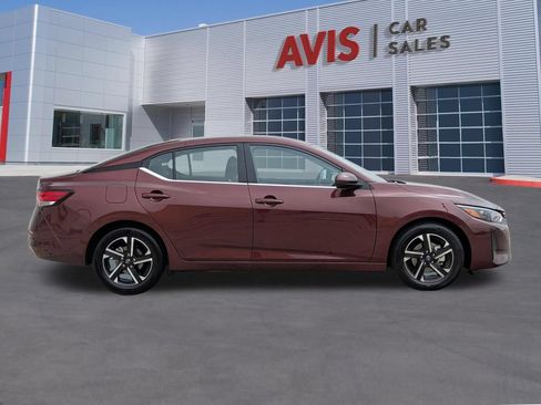 Used 2025 Nissan Sentra SV FWD image 5