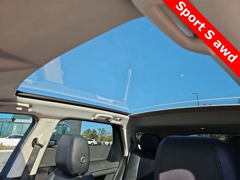 Used 2020 Land Rover Discovery Sport S image 28