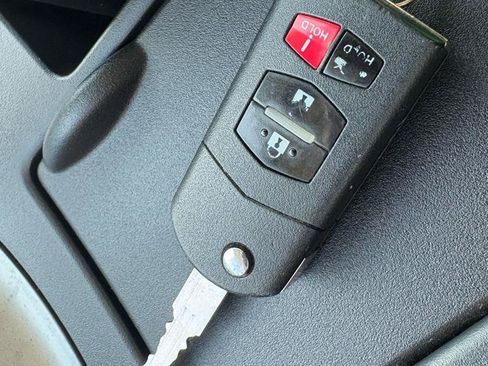 Used 2011 MAZDA MAZDA3 i Touring FWD image 57