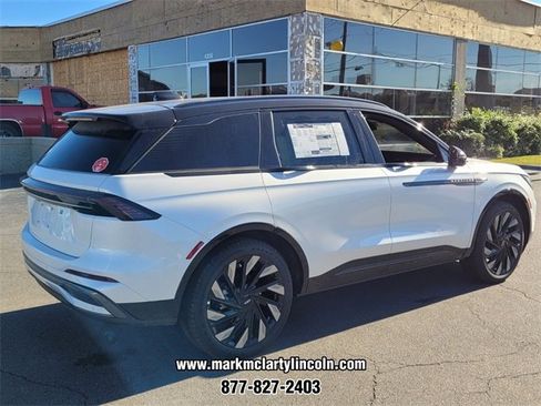 New 2026 Lincoln Nautilus Reserve w/ Jet Appearance Package image 3