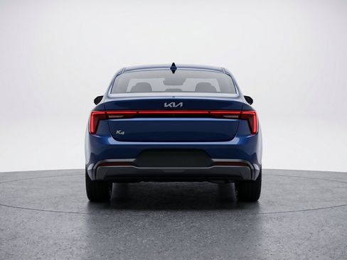 Used 2025 Kia K4 FWD image 7