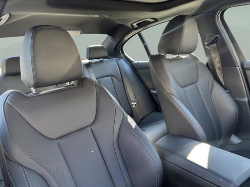 Used 2022 BMW 330i Sedan w/ Driving Assistance Package image 20