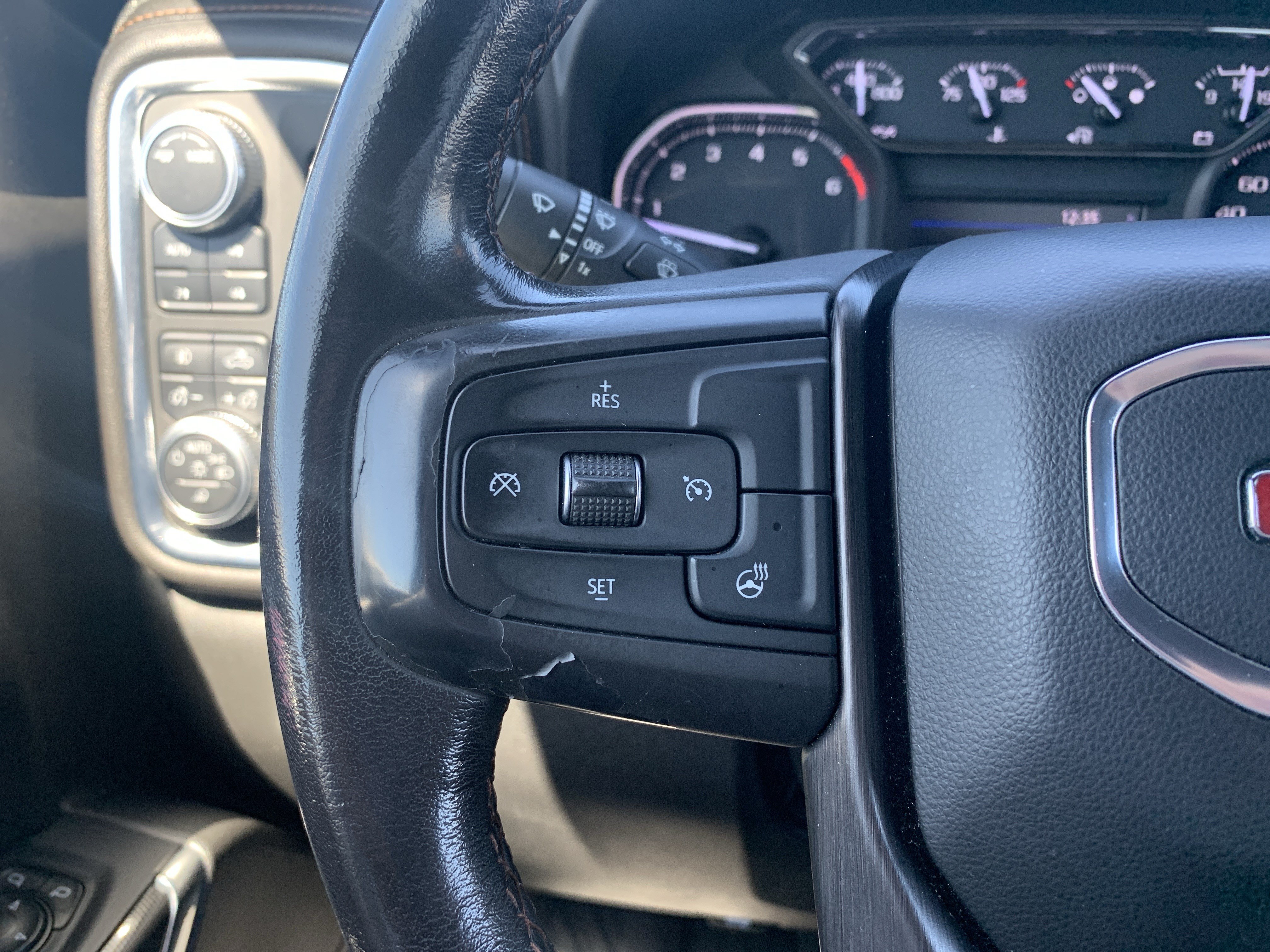 Used 2020 GMC Sierra 1500 AT4 AWD/4WD image 18