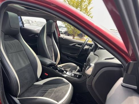 Used 2018 INFINITI QX30 Sport FWD image 29