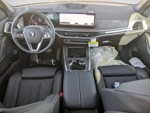 New 2026 BMW X5 sDrive40i image 15