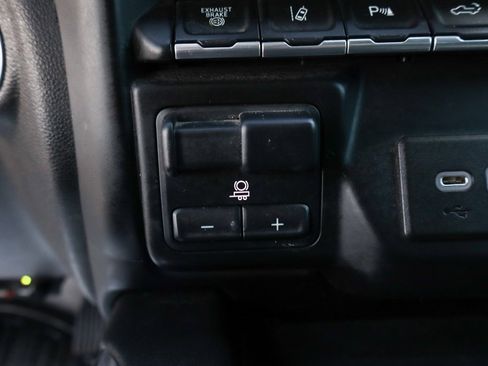 Used 2022 GMC Sierra 2500 Denali image 42