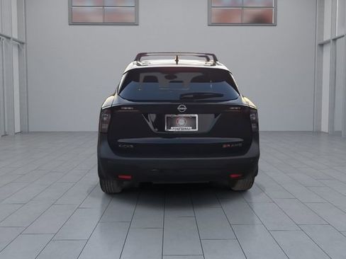 New 2026 Nissan Kicks SR w/ Cold Weather Package image 7