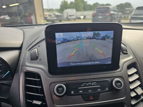 Used 2020 Ford Transit Connect XL FWD image 30