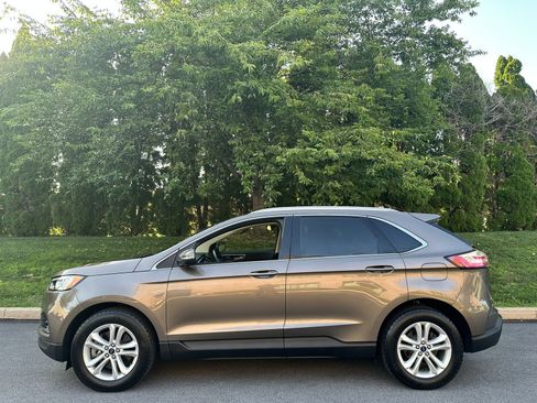 Used 2019 Ford Edge SEL w/ Equipment Group 201A AWD/4WD image 32