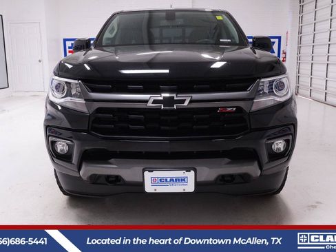 Used 2021 Chevrolet Colorado Z71 RWD image 2