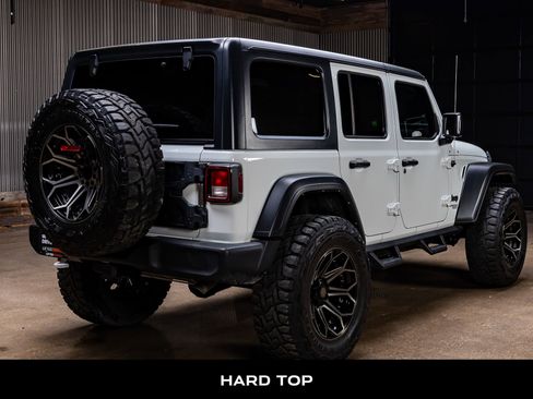 Used 2021 Jeep Wrangler Unlimited Sport image 9