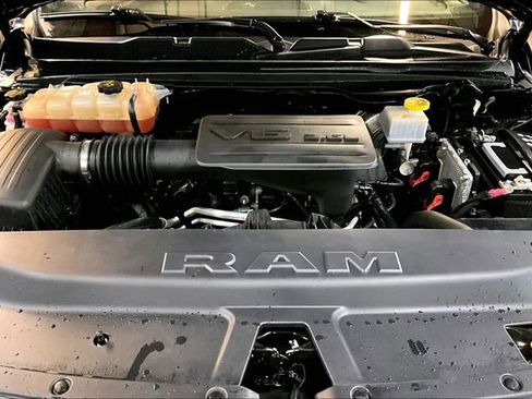 Used 2021 RAM 1500 Big Horn image 31