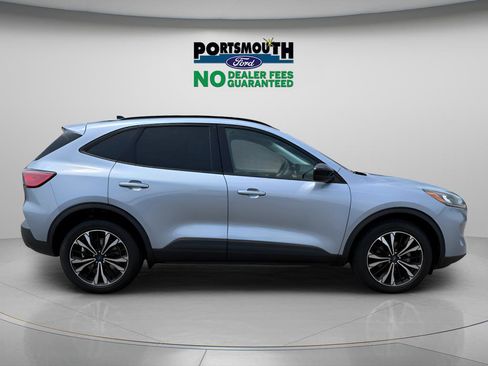 Used 2022 Ford Escape SEL w/ SEL Stealth AWD Package image 6