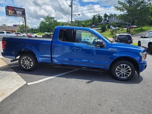 Used 2018 Ford F150 XLT w/ Equipment Group 301A Mid RWD image 6