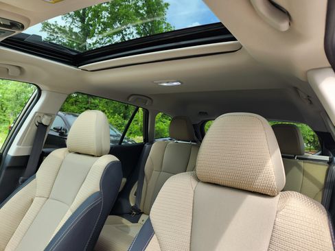 Certified 2025 Subaru Outback Premium AWD/4WD image 12