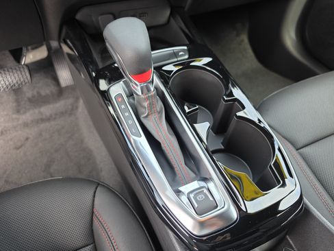 New 2026 Chevrolet Trax RS w/ Sunroof Package FWD image 31