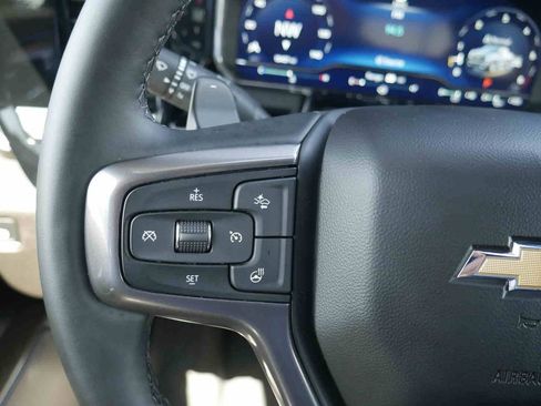 Used 2024 Chevrolet Silverado 1500 High Country w/ High Country Premium Package image 41