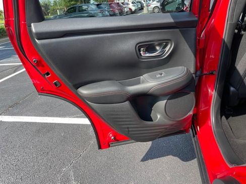 Certified 2025 Honda HR-V Sport image 38