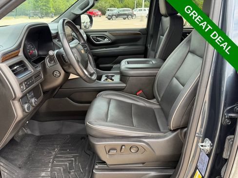 Used 2021 Chevrolet Suburban Premier w/ Texas Edition RWD image 34