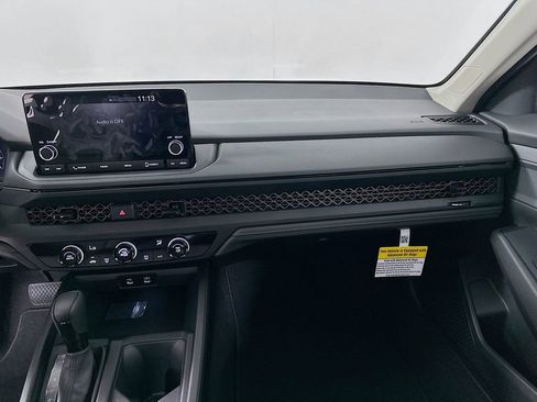 Used 2025 Honda Accord LX image 20