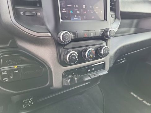 Used 2024 RAM 2500 Tradesman w/ Chrome Appearance Group image 16