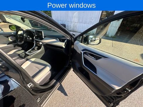 Used 2019 Toyota RAV4 XLE Premium w/ Cold Weather Package AWD/4WD image 24