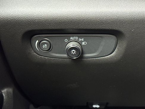 Certified 2022 Chevrolet Traverse LT w/ LPO, Floor Liner Package image 31