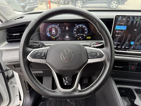 New 2025 Volkswagen Tiguan S image 15