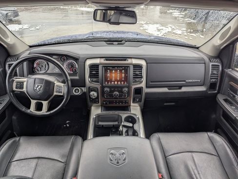 Used 2017 RAM 1500 Laramie w/ Convenience Group image 24