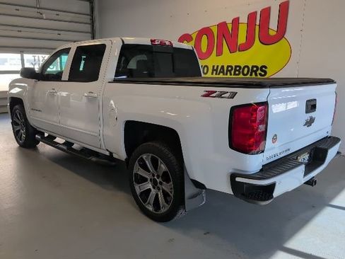 Used 2018 Chevrolet Silverado 1500 LT w/ All Star Edition image 2