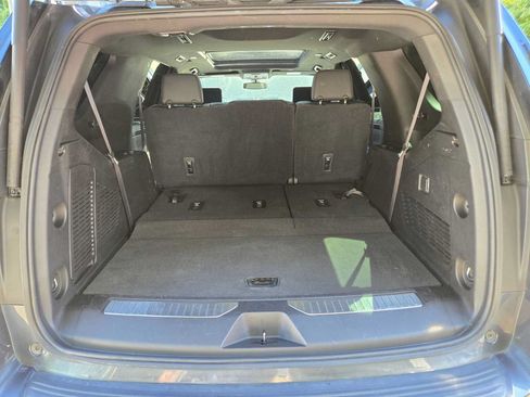 Used 2021 Chevrolet Tahoe RST w/ Rear Media and Nav Package AWD/4WD image 13