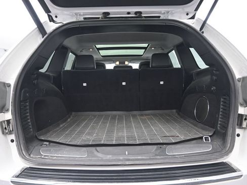 Used 2019 Jeep Grand Cherokee Summit AWD/4WD image 26
