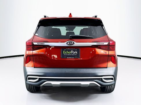 Used 2021 Kia Seltos S FWD image 7
