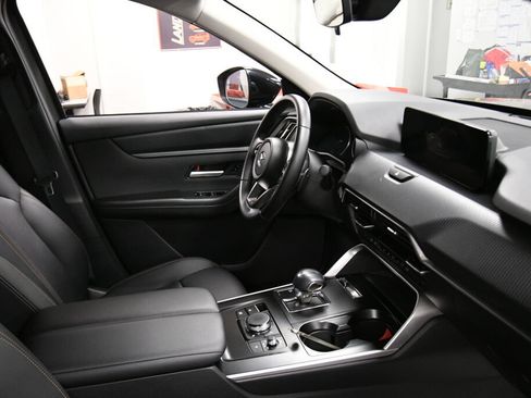 Used 2025 MAZDA CX-90 3.3 Turbo w/ Select Package AWD/4WD image 30
