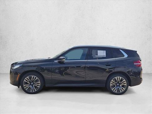 Certified 2025 BMW X3 xDrive30i w/ Premium Package image 8