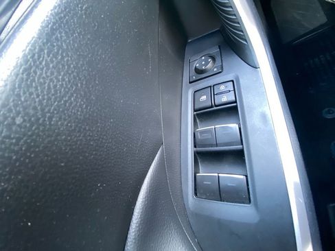 Used 2024 Toyota RAV4 XLE AWD/4WD image 17