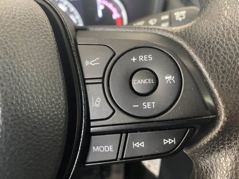 Used 2023 Toyota RAV4 LE image 17