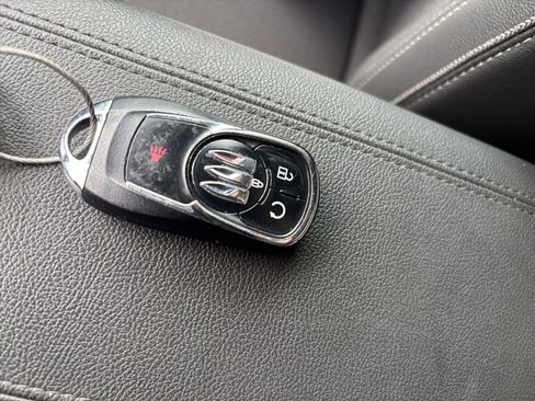 Used 2026 Buick Encore GX Preferred AWD/4WD image 19