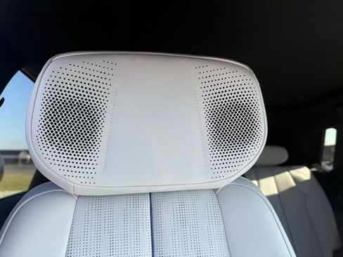 Certified 2024 Cadillac Lyriq Luxury image 33