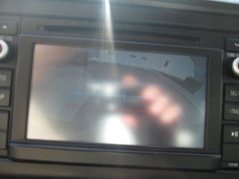 Used 2017 Toyota Tacoma SR5 image 22