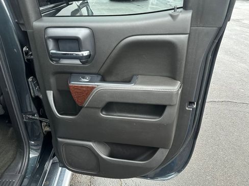 Used 2017 GMC Sierra 1500 SLE image 35