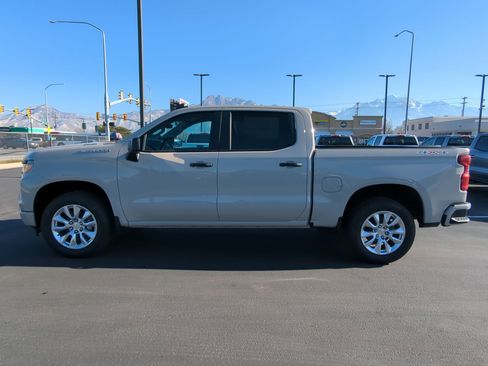 New 2026 Chevrolet Silverado 1500 Custom image 2