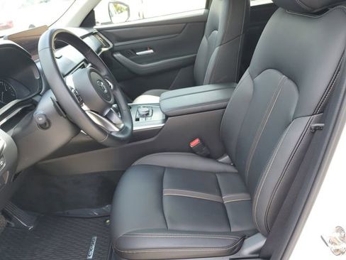 Certified 2025 MAZDA CX-90 3.3 Turbo w/ Select Package AWD/4WD image 18